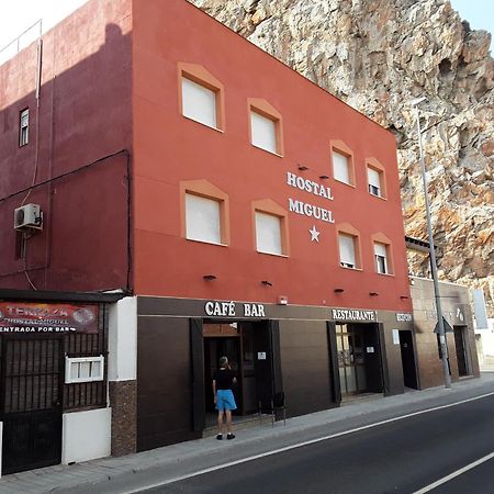 Hostal Miguel Sitio de Sitio de Calahonda Exterior foto